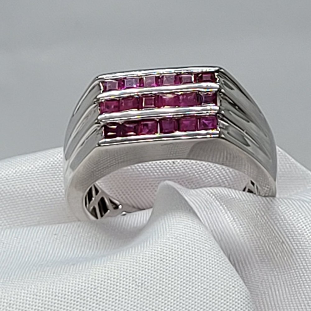 Nwot 925 Sterling Silver Ruby Ring - image 1